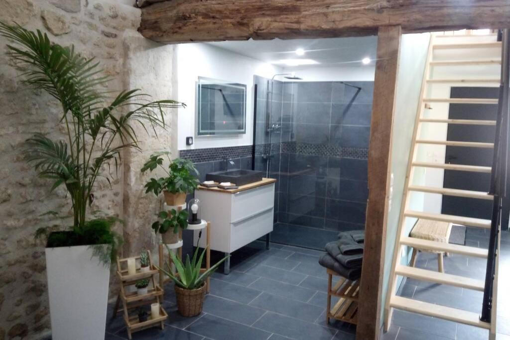 Maison Privative, Cocooning, Zen , Avec Jacuzzi Mont-Notre-Dame المظهر الخارجي الصورة